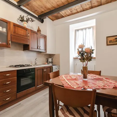 Nyaraló Casa Pifaro *
